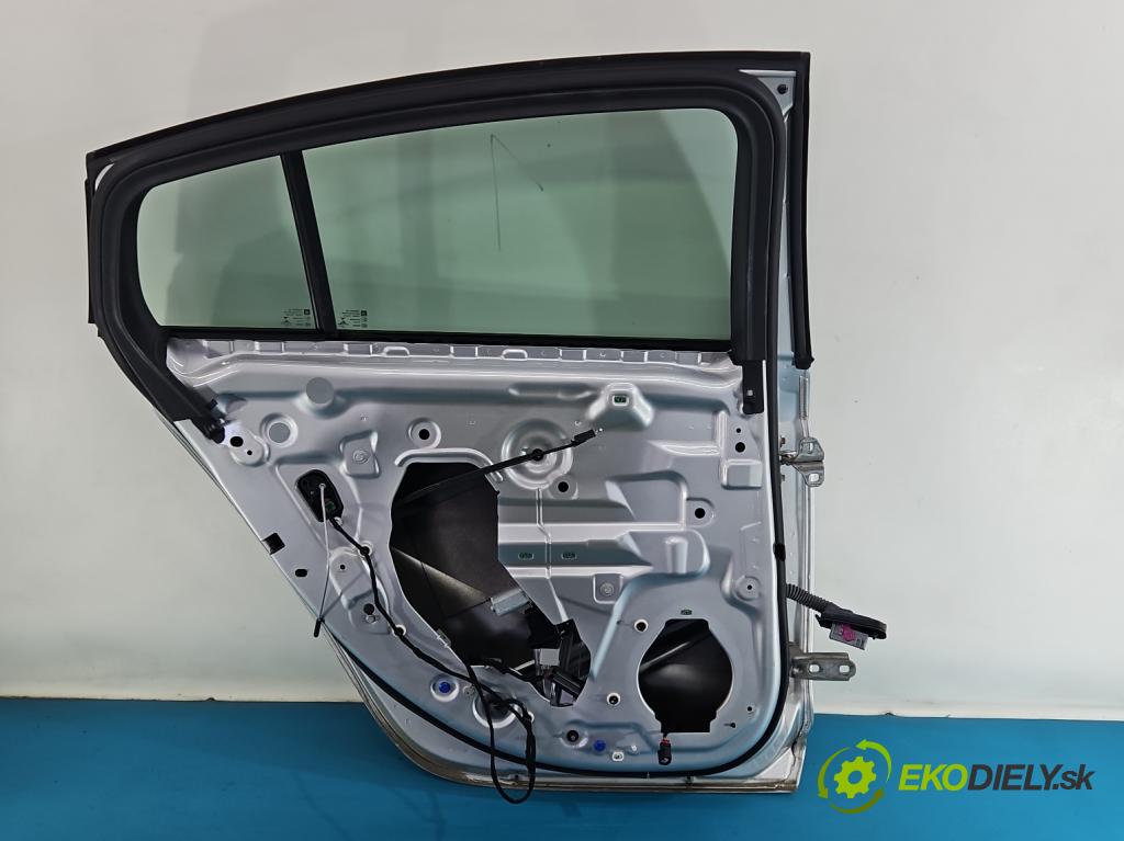 Opel Insignia B 2017-2022 1.5 T 165 HP manual 121 kW 1490 cm3 5- dvere zadné ľavé  (Kľučka dverí ostatné)
