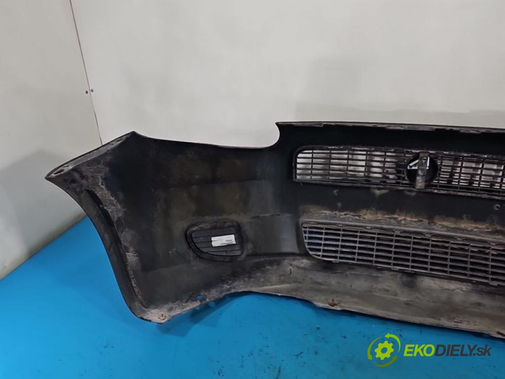 Fiat Punto Grande 1.2 8V 65 hp  48 kW 1242 cm3 5- nárazník přední  (Klika dveří ostatní)