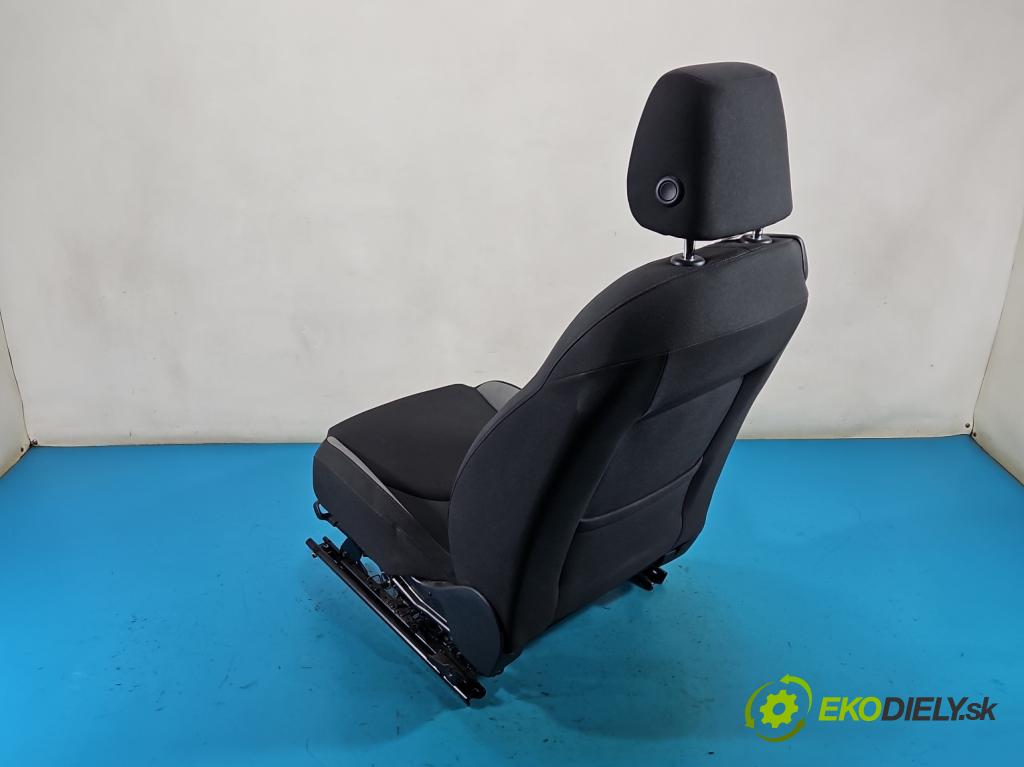 Seat Leon III 2012-2020 1.2 TSI 86 HP manual 63 kW 1197 cm3 3- Sedačka pravý  (Sedadlo)