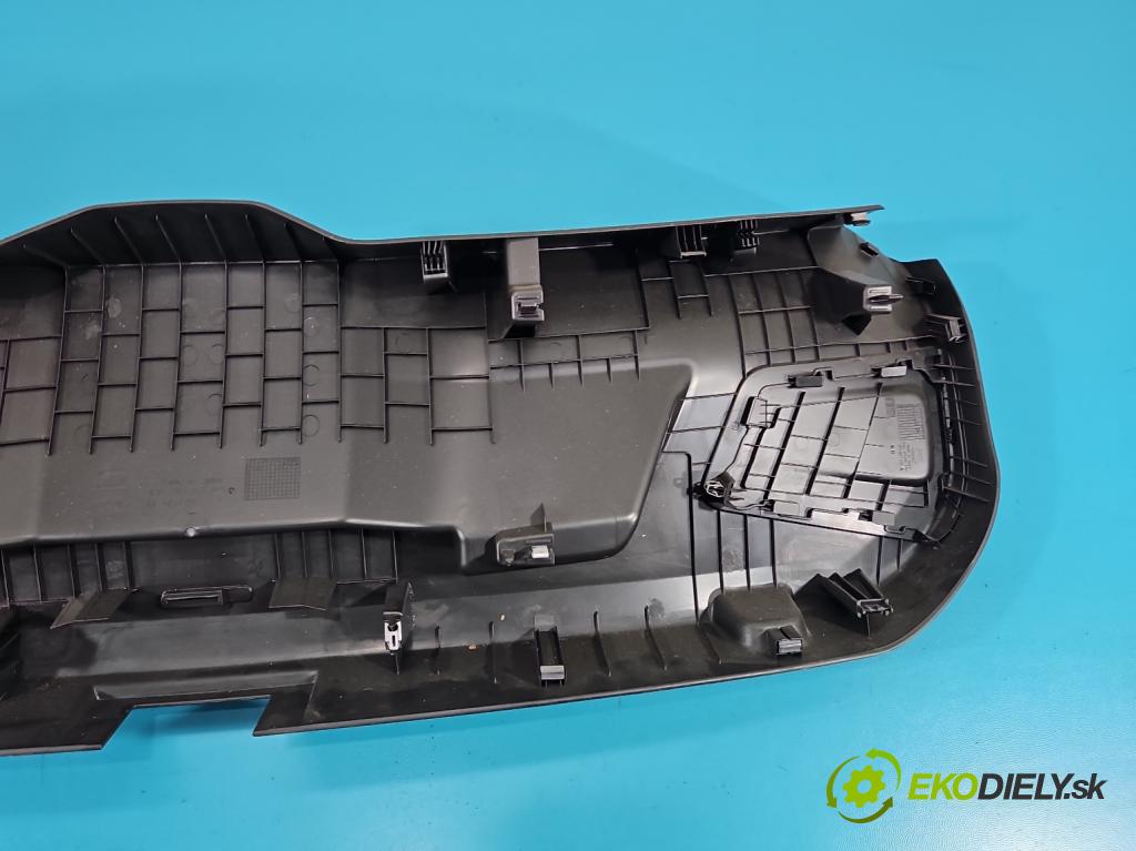 Seat Leon III 2012-2020 1.2 TSI 86 HP manual 63 kW 1197 cm3 3- Čalounictví: kufrové dvere 5F3867601D