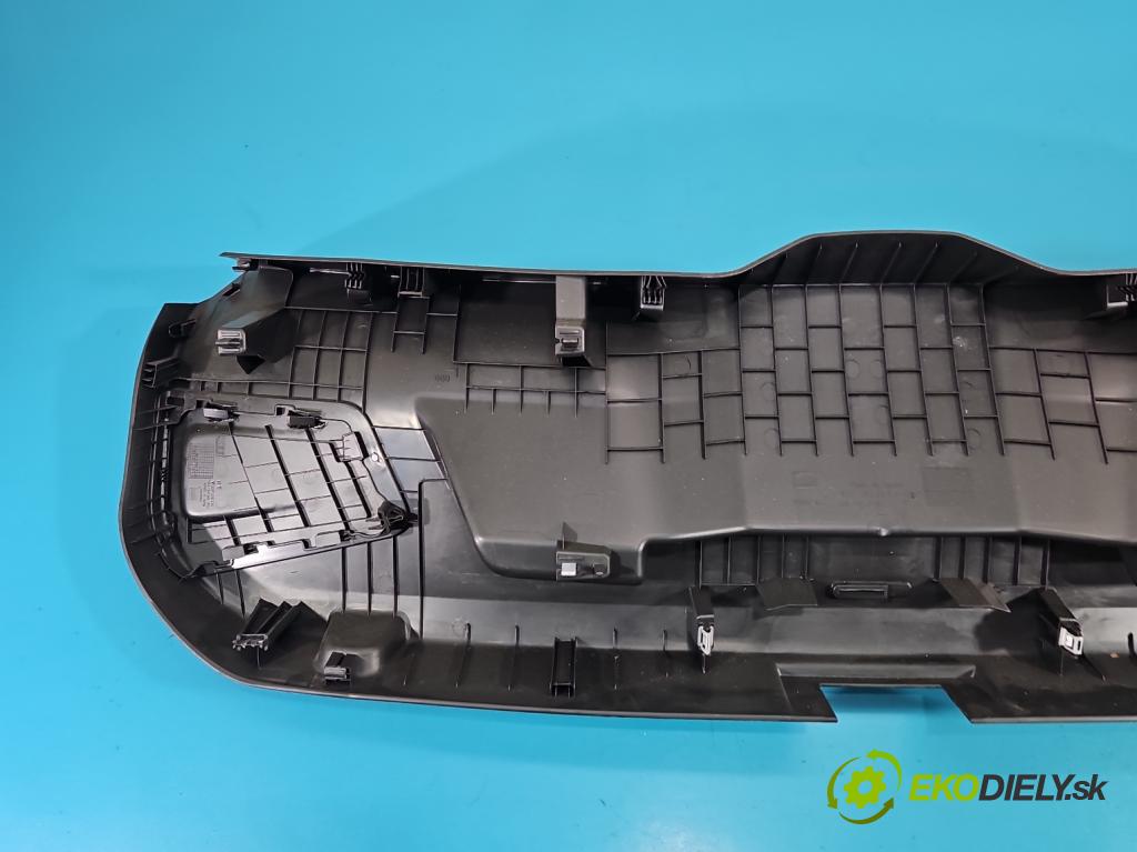 Seat Leon III 2012-2020 1.2 TSI 86 HP manual 63 kW 1197 cm3 3- Čalounictví: kufrové dvere 5F3867601D