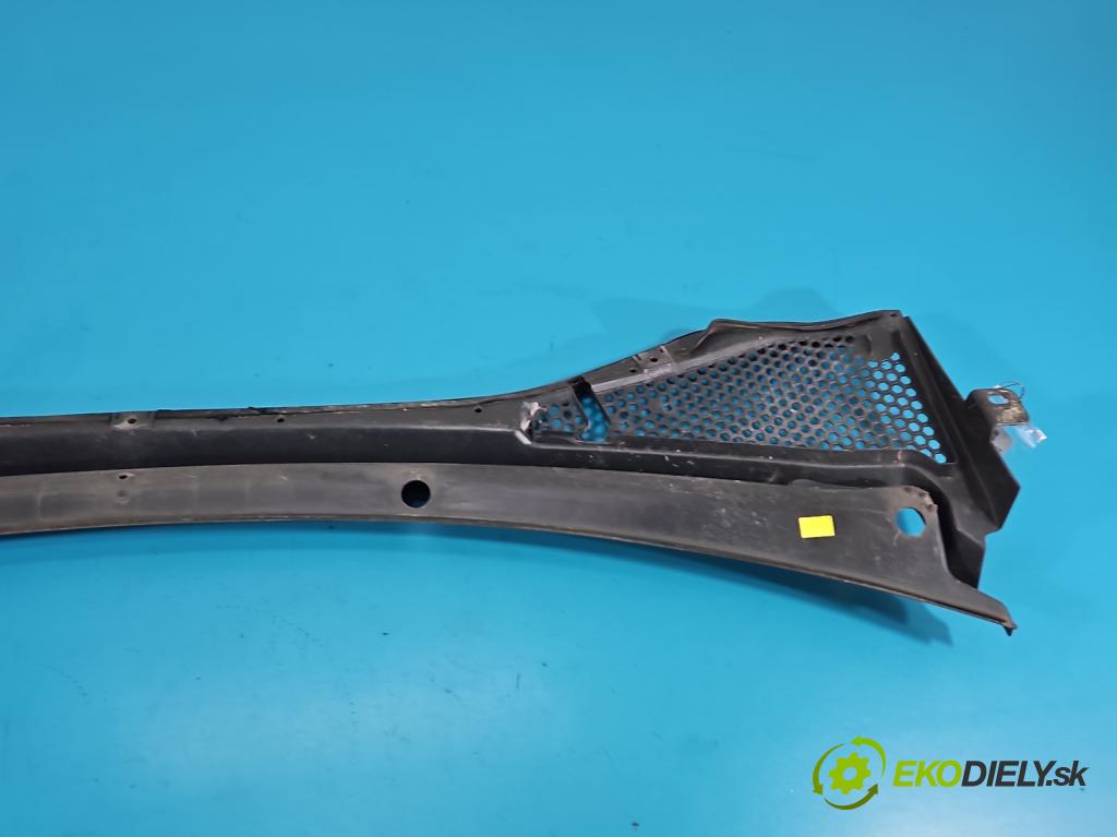Seat Leon III 2012-2020 1.2 TSI 86 HP manual 63 kW 1197 cm3 3- torpédo 5F1819403C (Torpédo (plast pod čelným sklom))