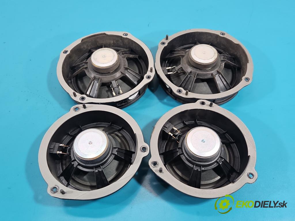 Seat Leon III 2012-2020 1.2 TSI 86 HP manual 63 kW 1197 cm3 3- reproduktory komplet 5F0035411