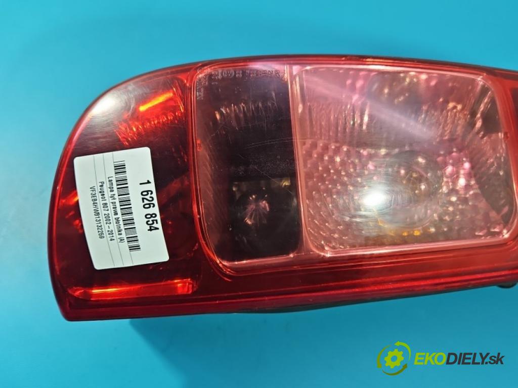 Peugeot 807 2002-2014 2.2 hdi 128 hp manual 94 kW 2179 cm3 5- světlo zadní pravé blatník: