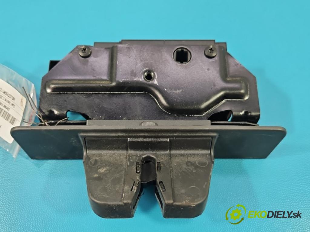 Opel Vectra C 2002-2008 1.6 16V 105 HP manual 77 kW 1598 cm3 4- zámok kufrové dvere zadné 495072894