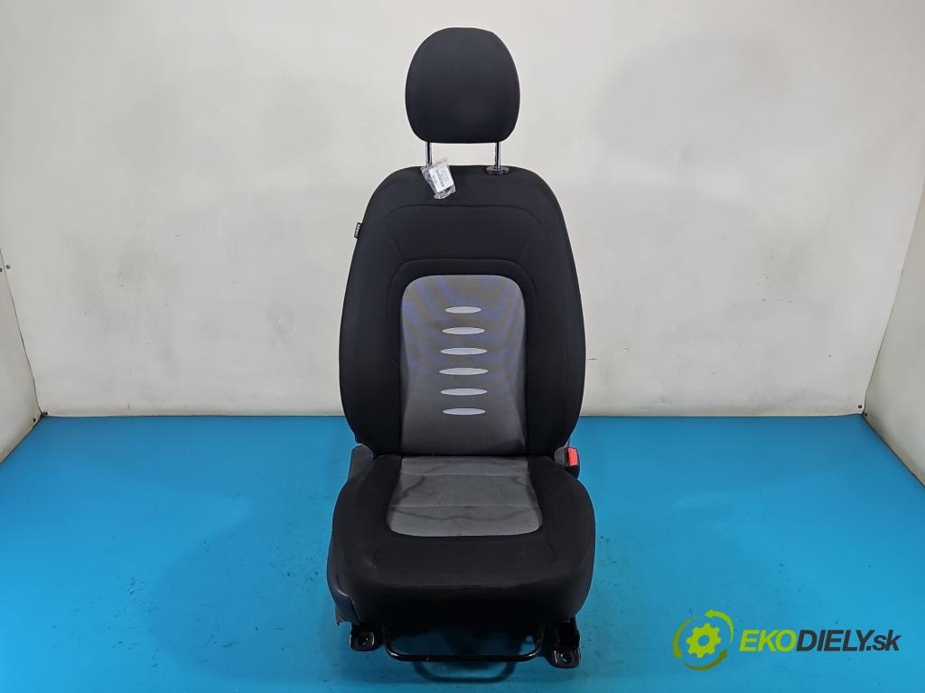 Kia Ceed II 2012-2018 1.6 GDI 135 HP manual 99 kW 1591 cm3 5- Sedačka pravý  (Sedadlo)