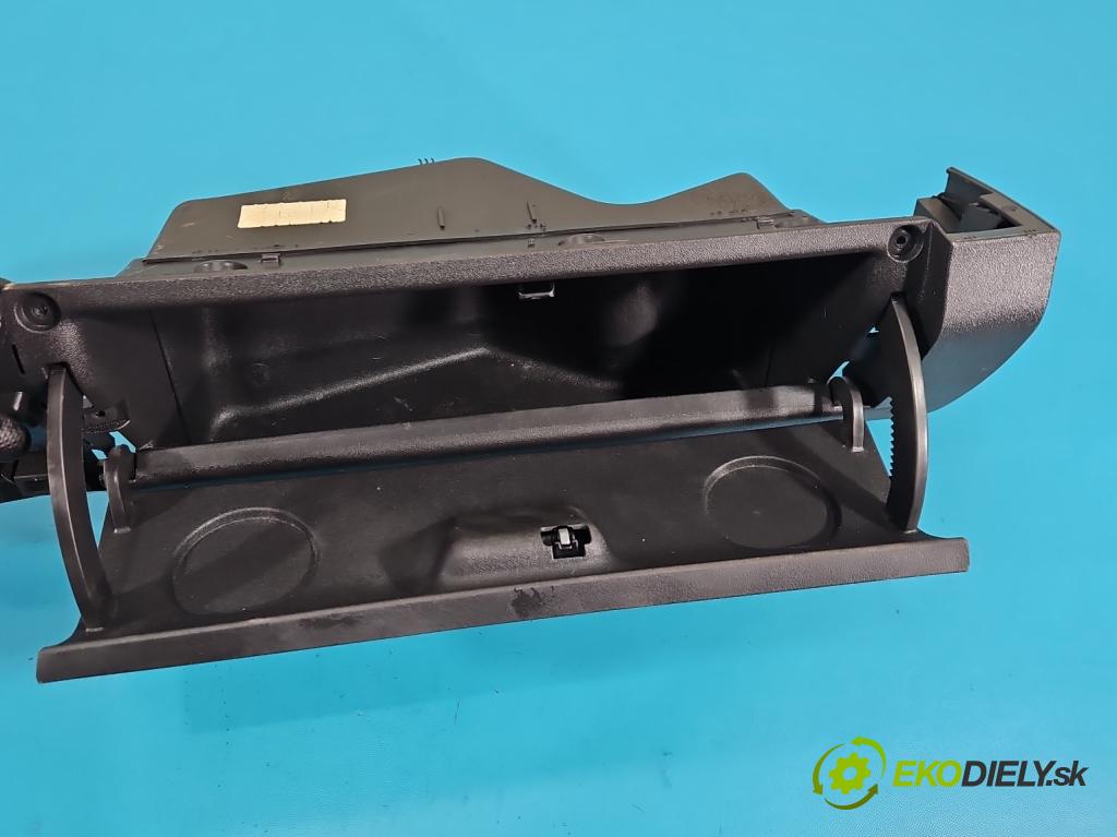 Vw Polo III 6N 1994-2001 1.4 16V 75 HP manual 55 kW 1390 cm3 5- kastlík 6N1857103B