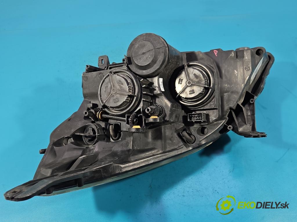 Opel Vectra C 2002-2008 1.6 16V 105 HP manual 77 kW 1598 cm3 4- Reflektor: pravý 13251940 (Svetlo predné pravé)