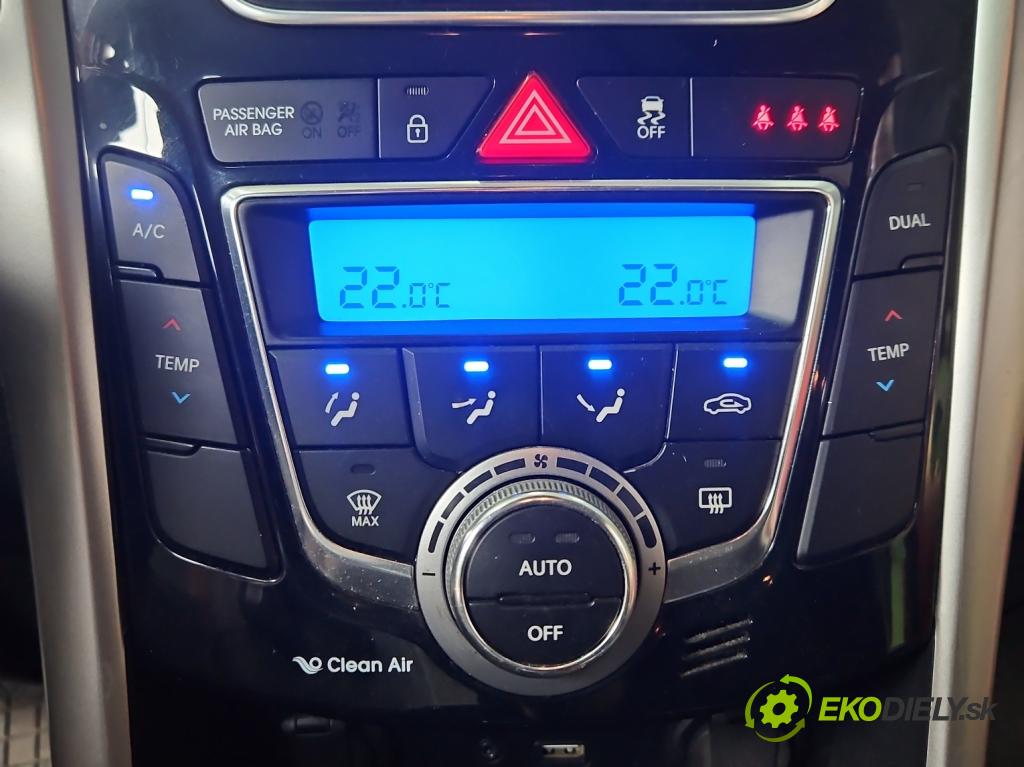 Hyundai I30 II 2012-2016 1.6 crdi 110 HP manual 81 kW 1582 cm3 5- panel kúrenia 97250-A6521