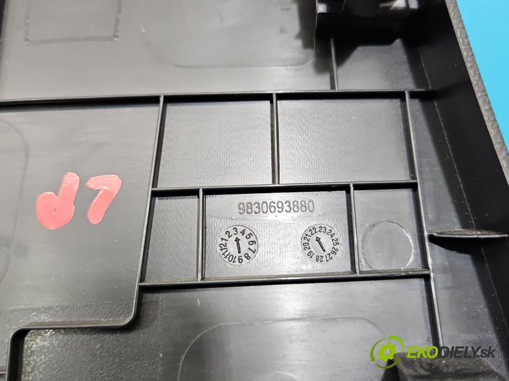 DS 4 II 2021- 1.6 T 181KM automatic 133 kW 1598 cm3 5- kryt plast 9830693880