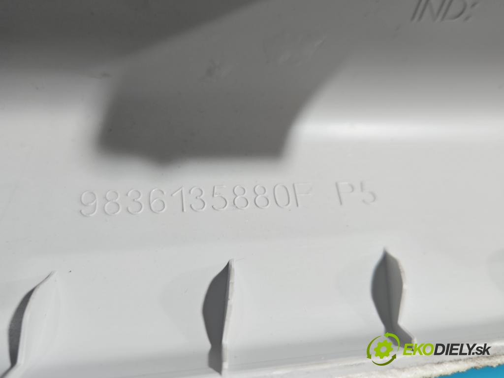 DS 4 II 2021- 1.6 T 181KM automatic 133 kW 1598 cm3 5- kryt plast 9832170880M