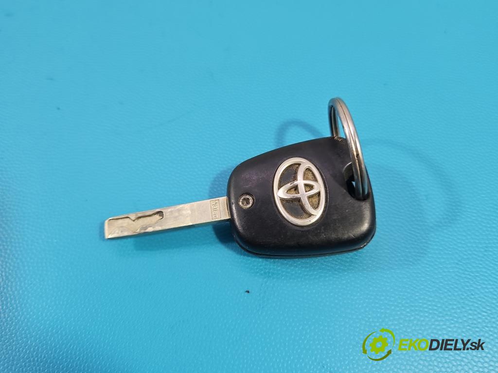 Toyota Aygo 2005-2014 1.0 vvti 68 hp manual 50 kW 998 cm3 5- spínací skříňka 73678312 (Spínací skříňka)