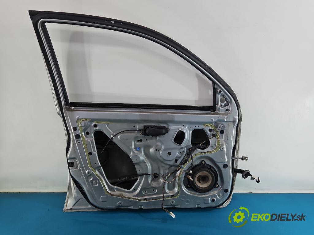 Nissan Micra K12 2003-2010 1.2 16V 80 HP manual 59 kW 1240 cm3 5- dvere predné ľavé  (Kľučka dverí ostatné)