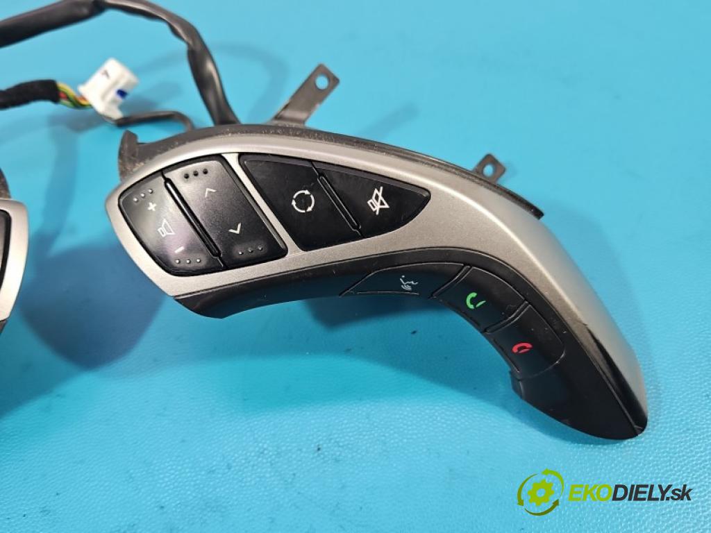 Hyundai I30 II 2012-2016 1.6 crdi 110 HP manual 81 kW 1582 cm3 5- prepínač multifunkční: řízení: 39Y293-1000 (Prepínacie páčky pod volantom)