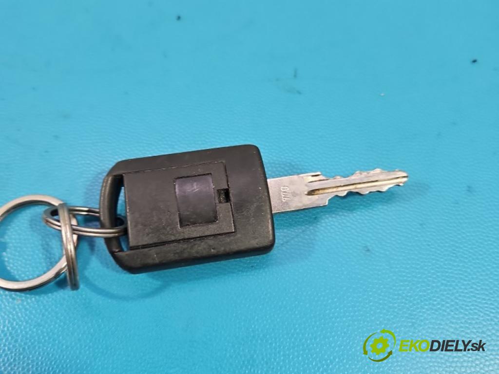 Opel Meriva A 2002-2010 1.6 8V 87 hp manual 64 kW 1598 cm3 5- řídící jednotka motoru 12214810