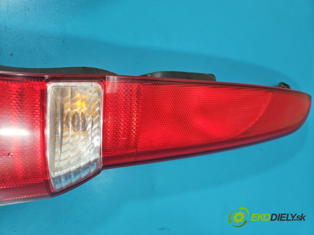 Fiat Panda II 2003-2012 1.1 8V 54 HP manual 40 kW 1108 cm3 5- svetlo / reflektor zadné pravé blatník
