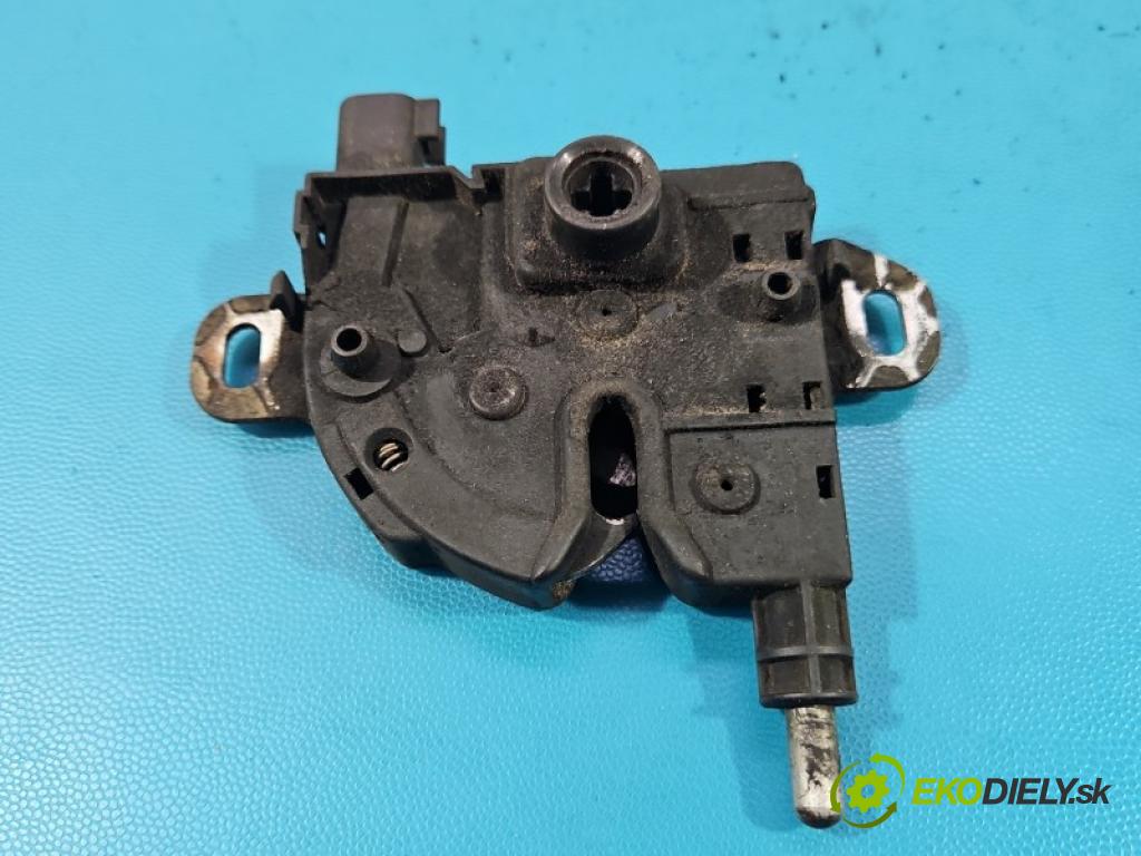 Ford Focus Mk2 2004-2011 2.0 tdci 136 HP manual 100 kW 1997 cm3 5- zámok kapoty 3M51-16700-AB