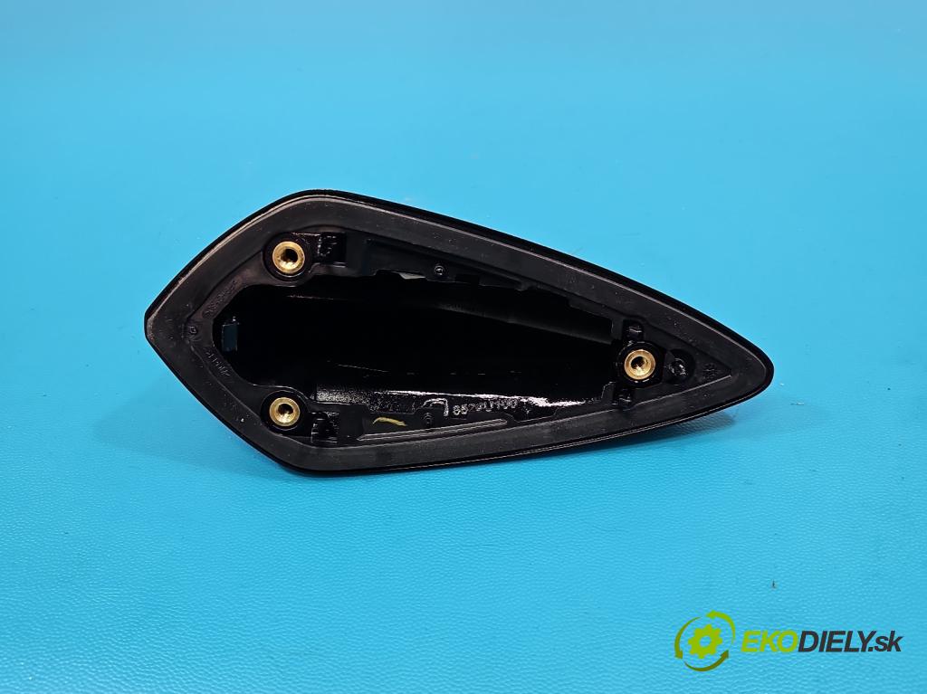 Peugeot 308 III 2021- 1.5 hdi 131 HP automatic 96 kW 1499 cm3 5- kryt plast 9843533580