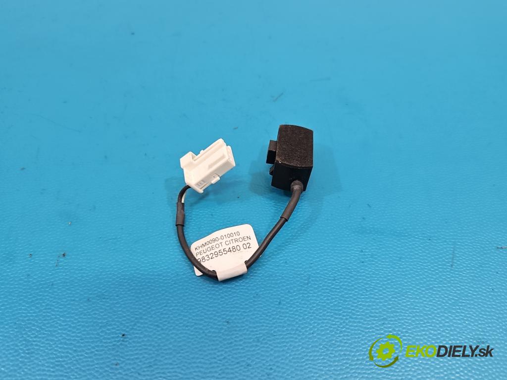 Peugeot 308 III 2021- 1.5 hdi 131 HP automatic 96 kW 1499 cm3 5- Mikrofon: 9832955480