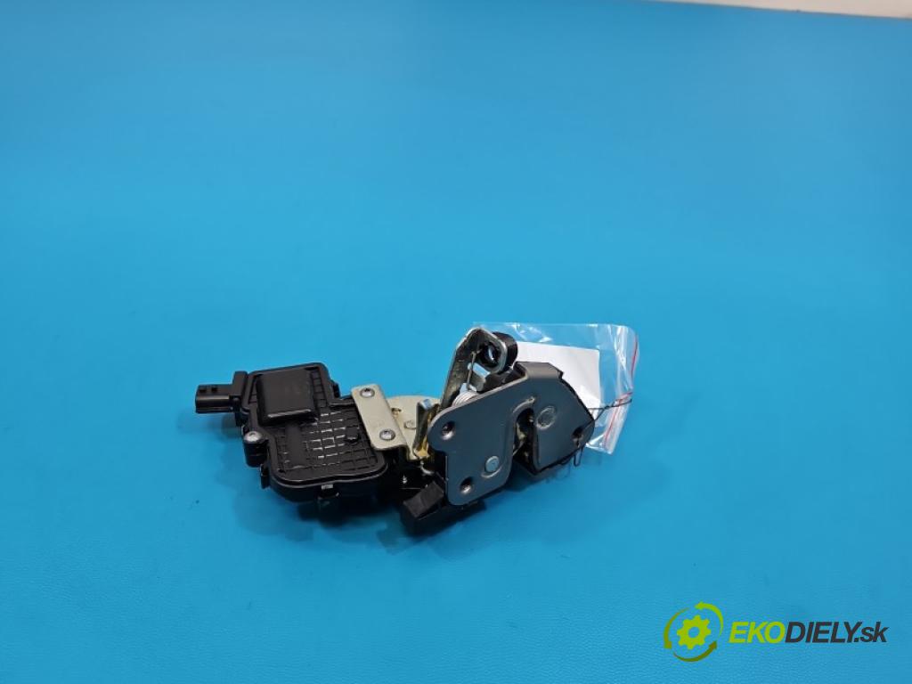 Dacia Spring 0.0 45KM automatic 33 kW 5- zámok zadné ľavý 825035134R
