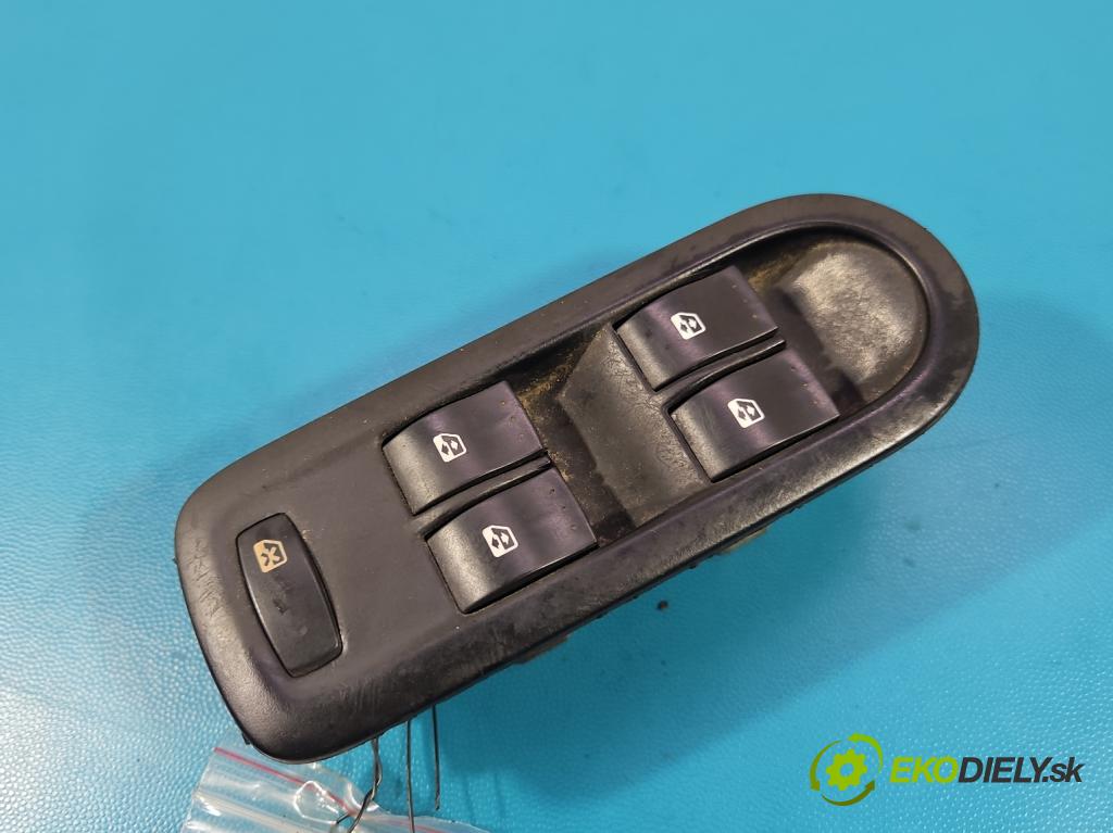 Renault Scenic II 2003-2009 2.0 16V 135 hp manual 99 kW 1998 cm3 5- Přepínač oken zpětných zrcátek 8200160603