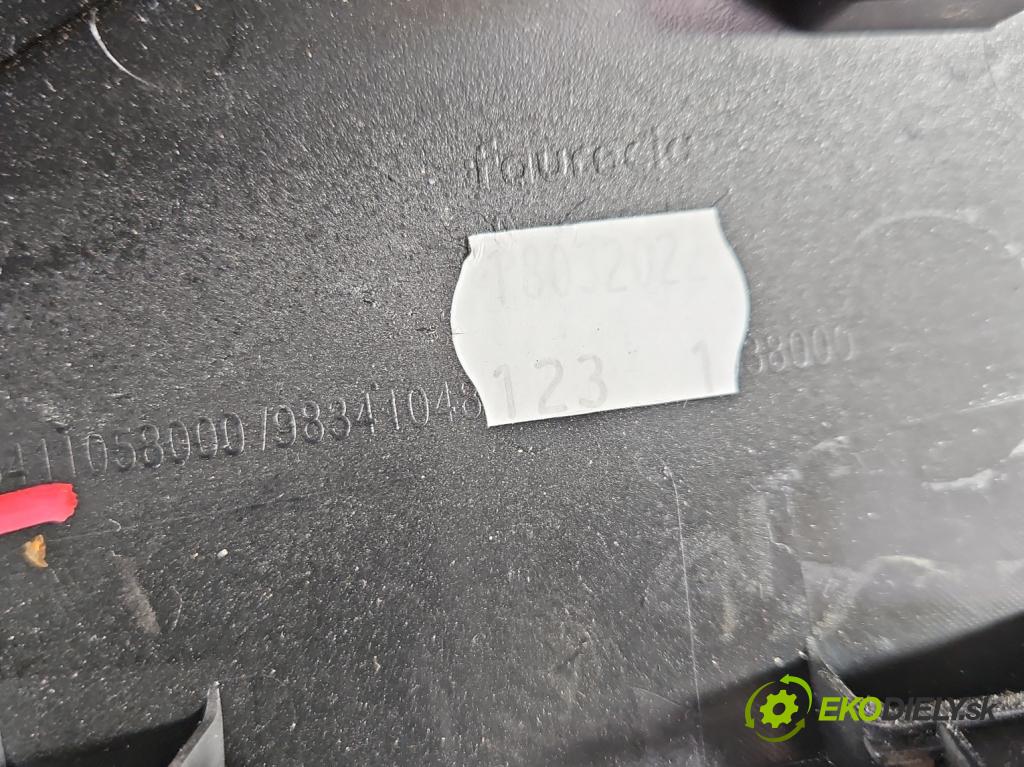 DS 4 II 2021- 1.6 T 181KM automatic 133 kW 1598 cm3 5- kryt plastová 9830593080A