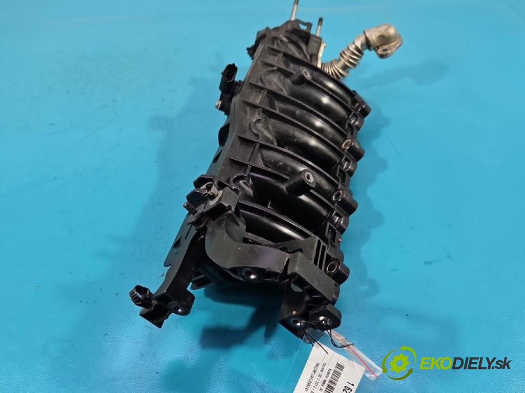 Hyundai I30 II 2012-2016 1.6 crdi 110 HP manual 81 kW 1582 cm3 5- zvod nasávací (Sacie potrubie)