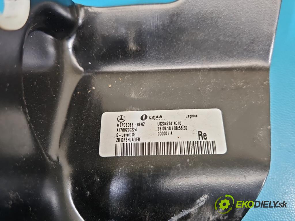 Infiniti QX30 H15 2016-2019 2.0 T 211KM automatic 155 kW 1991 cm3 5- Upevnenie: A1769200124