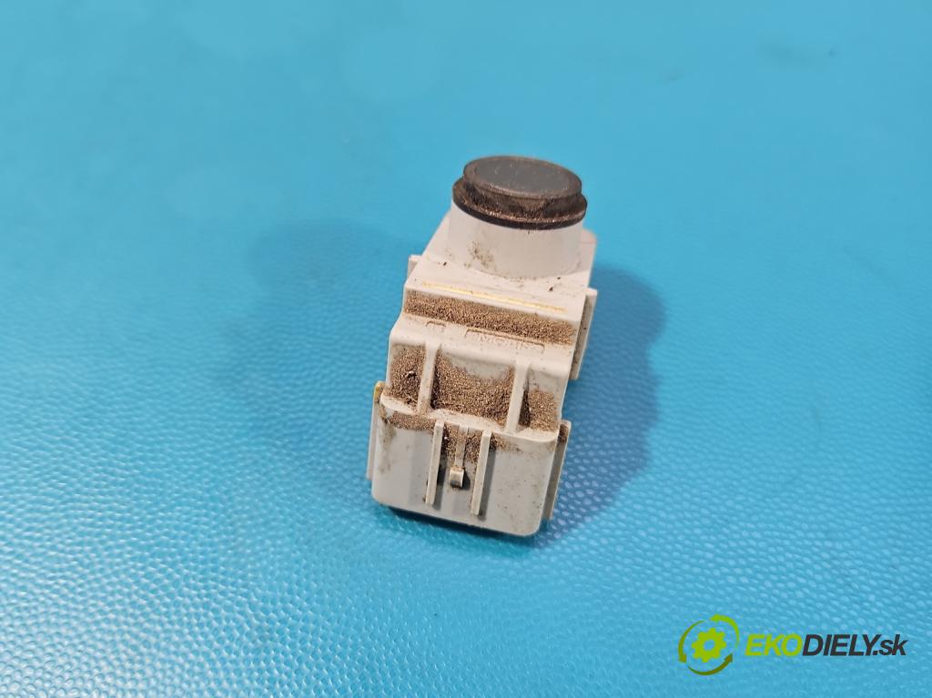 Kia Ceed II 2012-2018 1.6 GDI 135 HP manual 99 kW 1591 cm3 5- snímač parkovaní: 95720-A2001