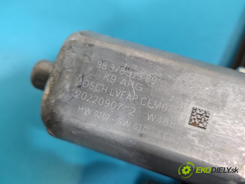 Peugeot Rifter 1.5 hdi 131 hp manual 96 kW 1499 cm3 5- mechanismus stahování zadní levý 9837832380