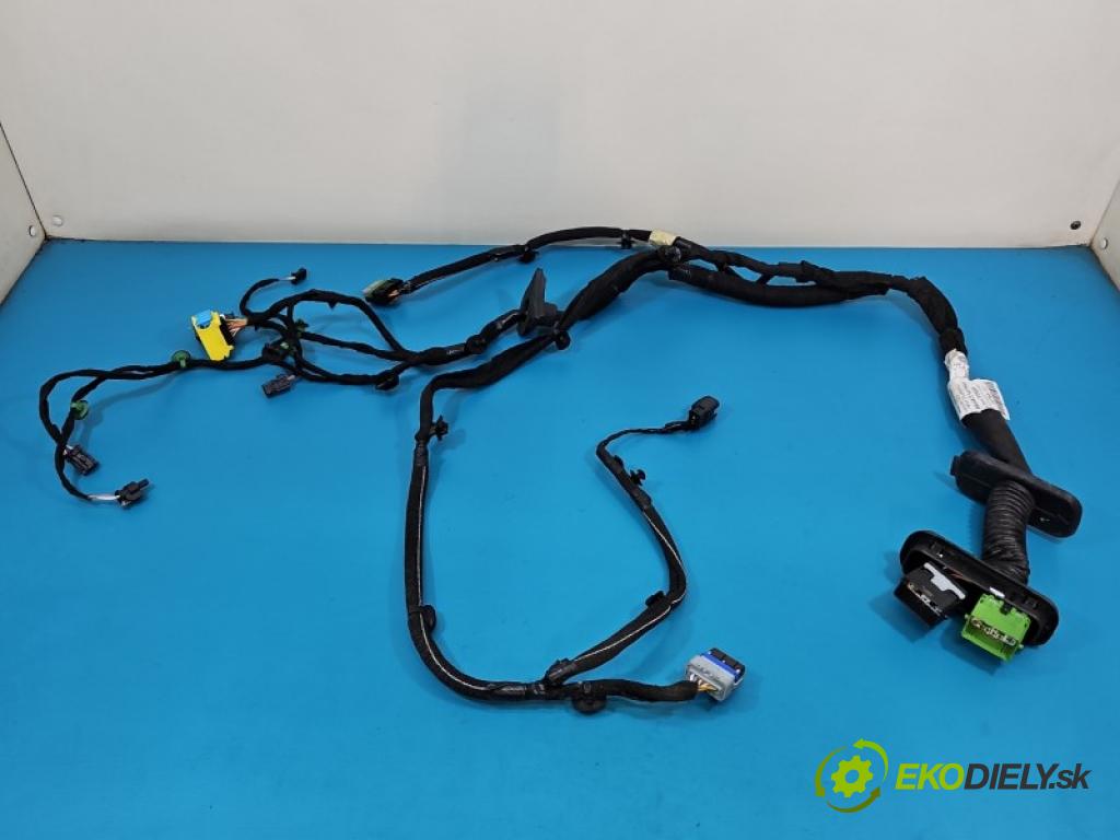 Peugeot Rifter 1.5 hdi 131 hp manual 96 kW 1499 cm3 5- Balíček: dveře přední vlevo 9828274780