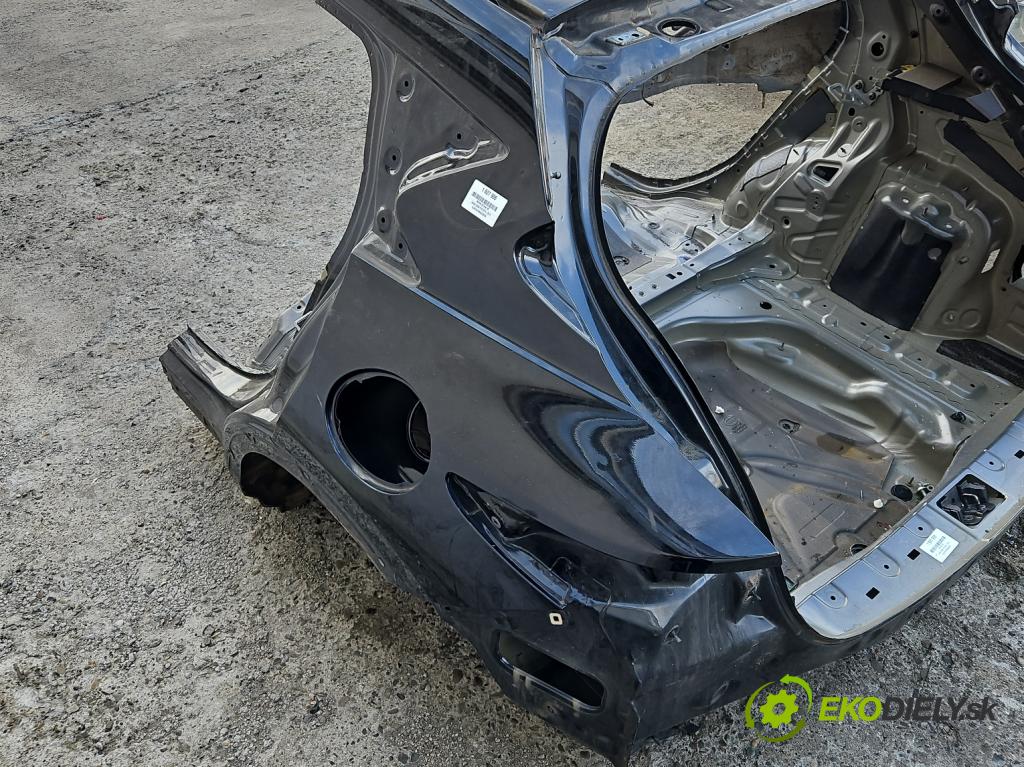 Infiniti QX30 H15 2016-2019 2.0 T 211KM automatic 155 kW 1991 cm3 5- blatnik zadní levý 