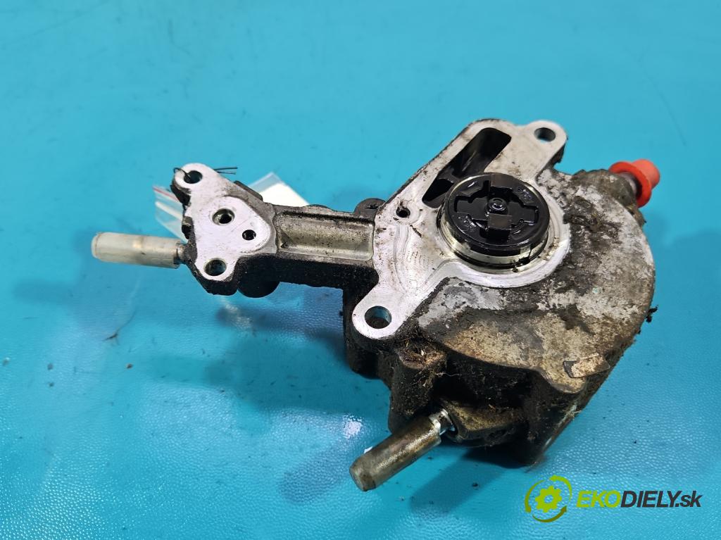 Seat Altea 1.9 tdi 105 hp manual 77 kW 1896 cm3 5- čerpadlo vákuum 038145209M