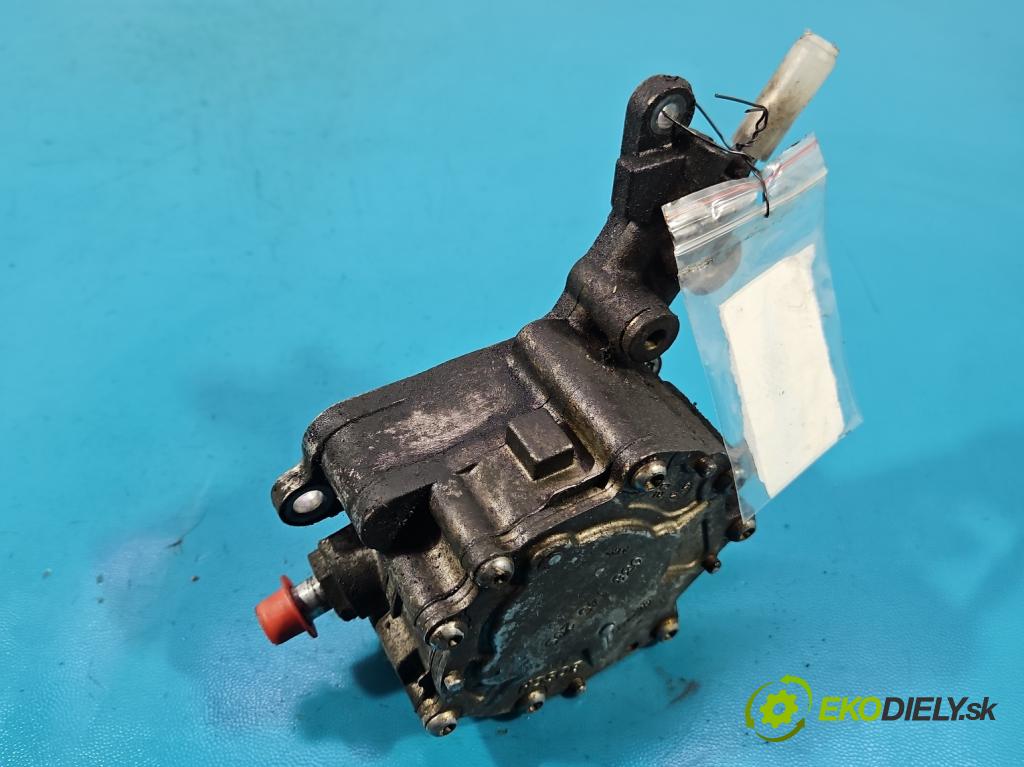 Seat Altea 1.9 tdi 105 hp manual 77 kW 1896 cm3 5- čerpadlo vákuum 038145209M