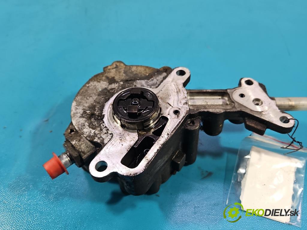 Seat Altea 1.9 tdi 105 hp manual 77 kW 1896 cm3 5- čerpadlo vákuum 038145209M
