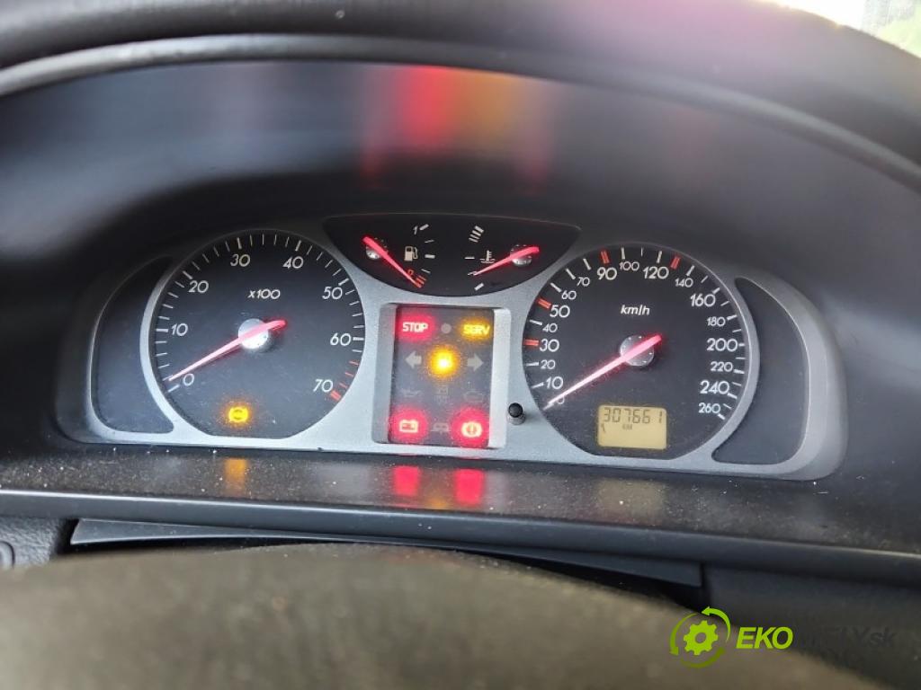 Renault Laguna II 2001-2007 1.8 16V 120 HP manual 88 kW 1783 cm3 5- prístrojovka/ budíky 8200170303 (Prístrojová doska)