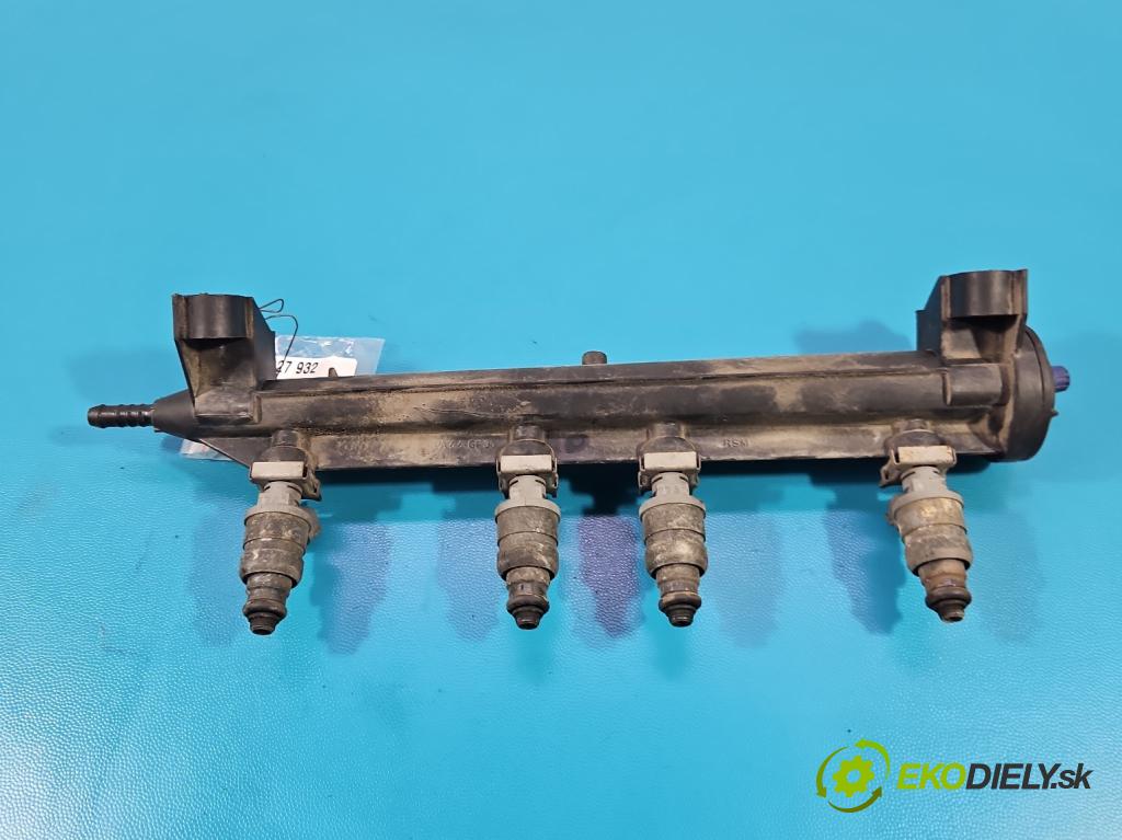 Seat Leon II 2005-2012 1.6 8V 102 HP manual 75 kW 1595 cm3 5- vstrek benzín 06A906031BT