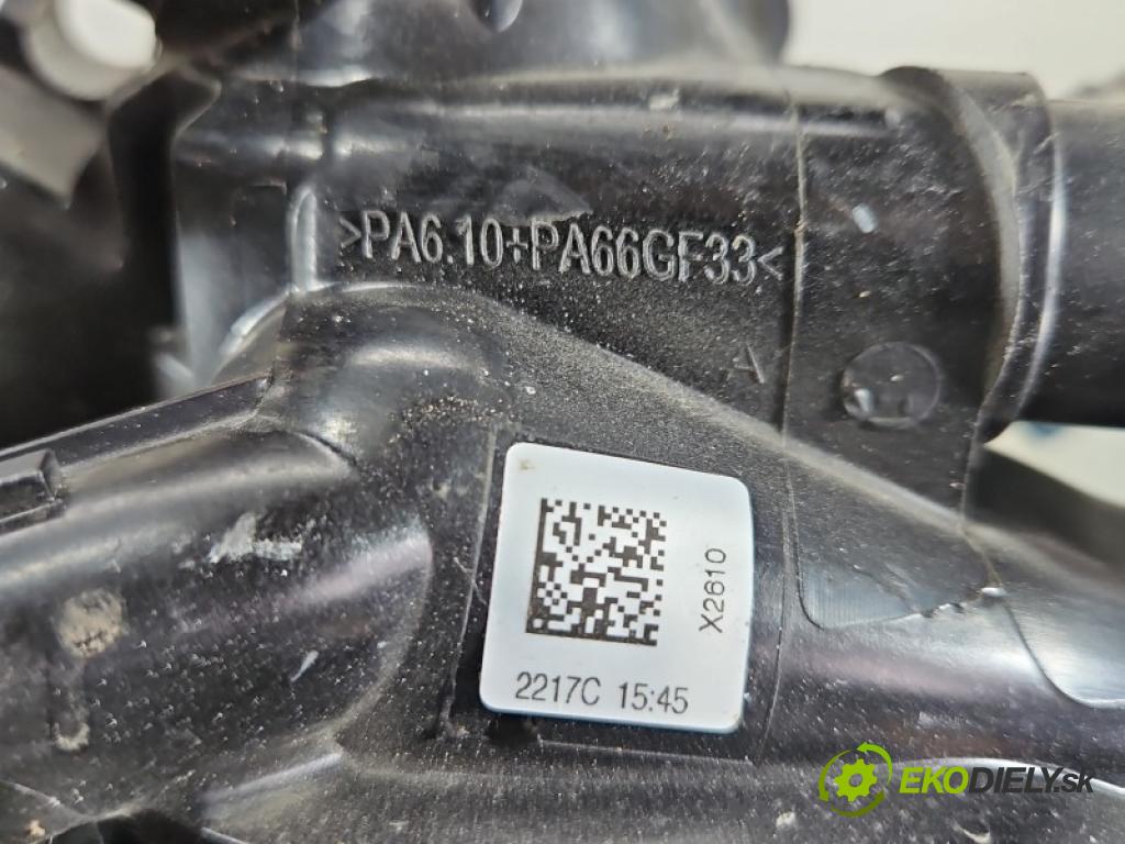 DS 4 II 2021- 1.6 T 181KM automatic 133 kW 1598 cm3 5- obal