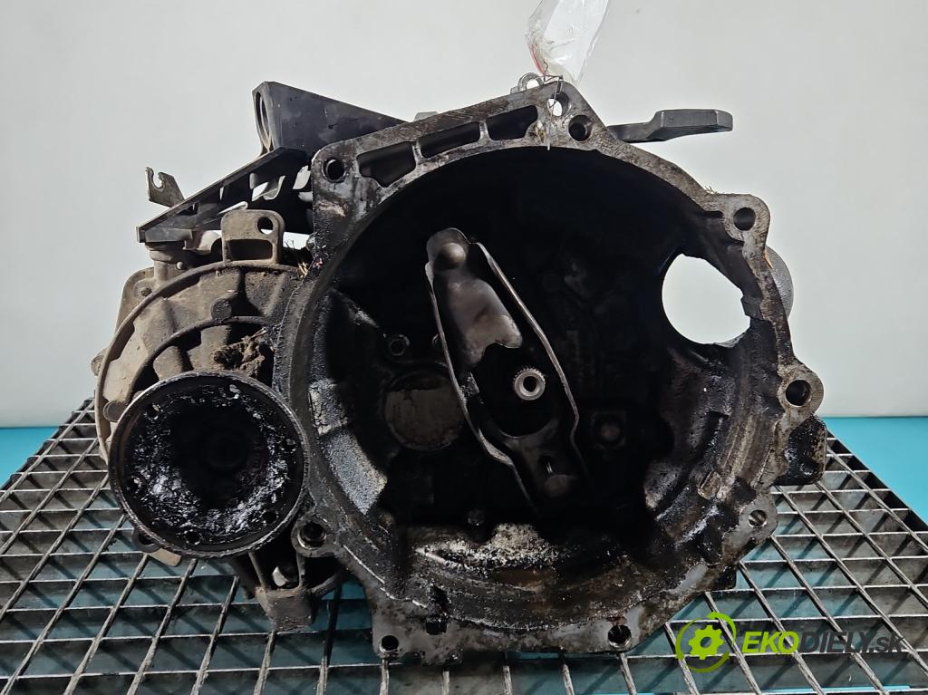 Seat Altea 1.9 tdi 105 hp manual 77 kW 1896 cm3 5- převodovka stupňová manual JCX