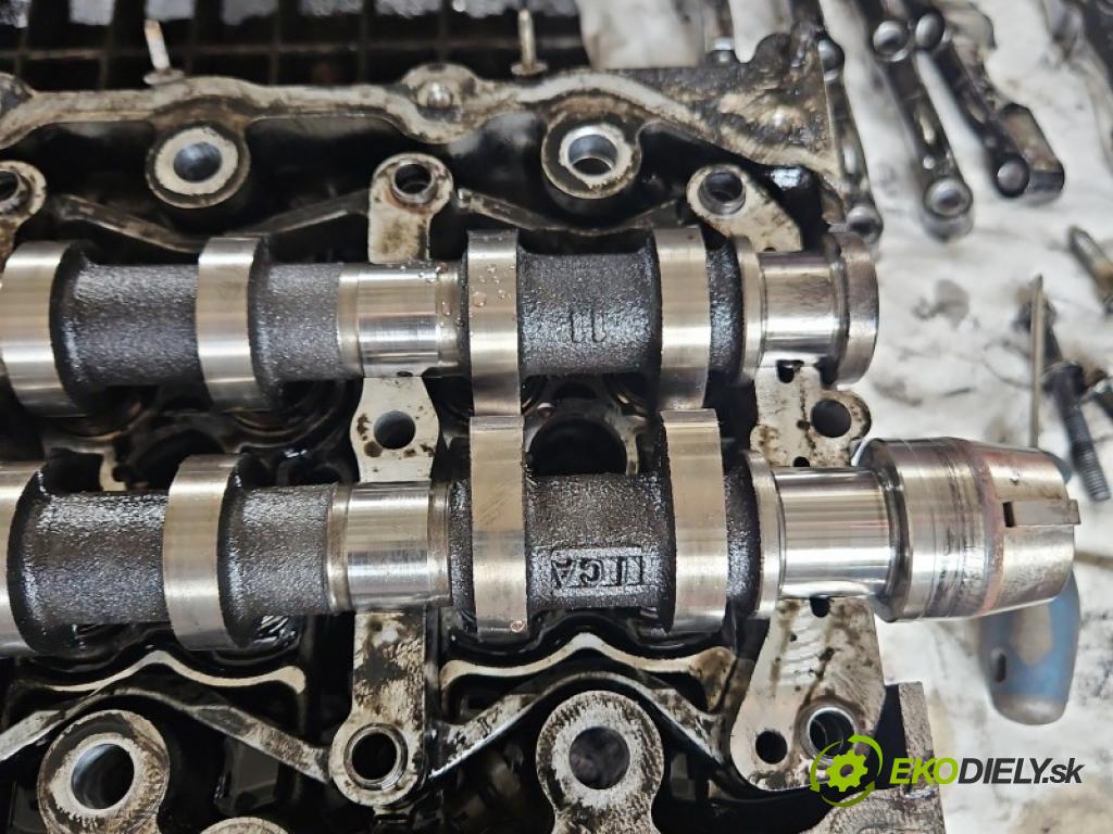 Toyota Avensis Verso 2001-2009 2.0 D4D 1CD 116 HP manual 85 kW 1995 cm3 5- Hlava: motora 1CD