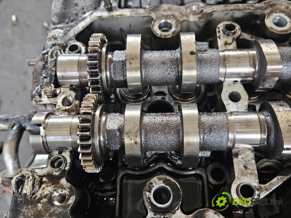 Toyota Avensis Verso 2001-2009 2.0 D4D 1CD 116 HP manual 85 kW 1995 cm3 5- Hlava: motora 1CD