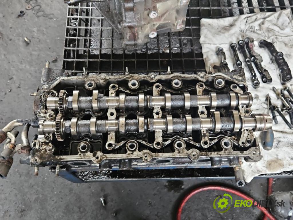Toyota Avensis Verso 2001-2009 2.0 D4D 1CD 116 HP manual 85 kW 1995 cm3 5- Hlava: motora 1CD