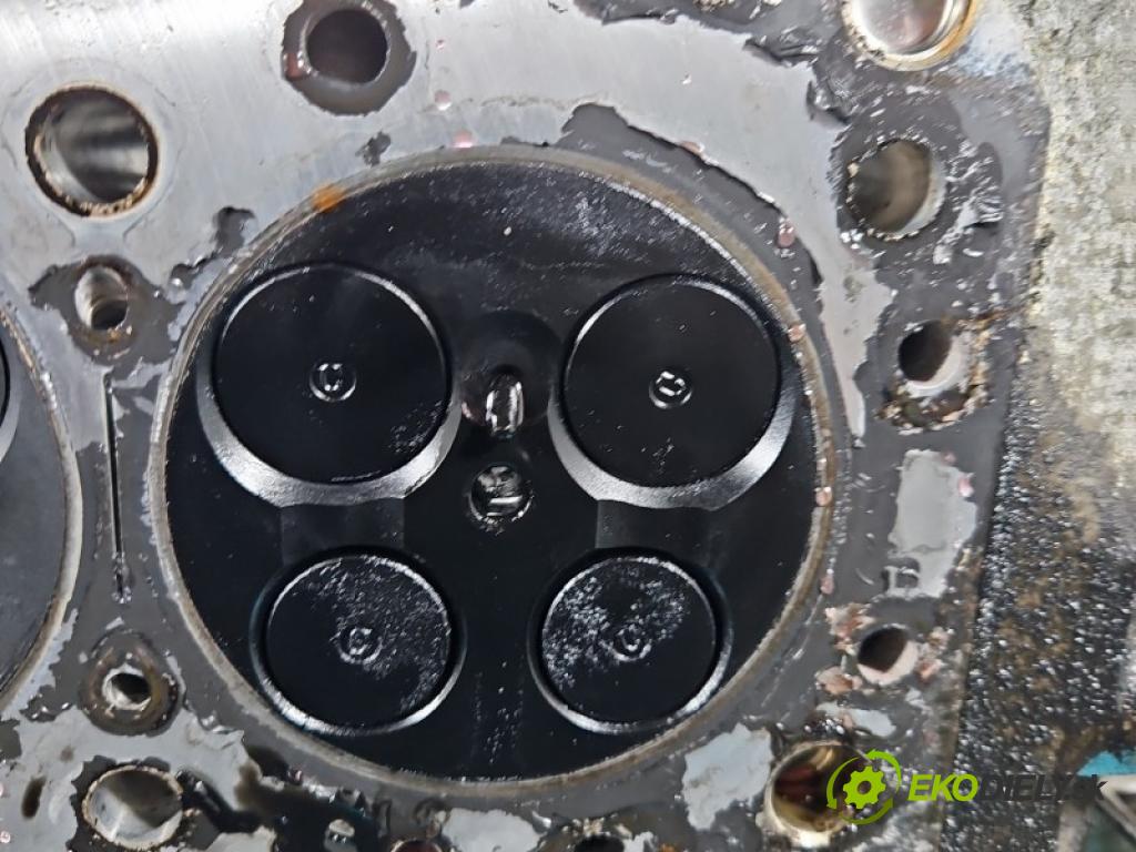 Toyota Avensis Verso 2001-2009 2.0 D4D 1CD 116 HP manual 85 kW 1995 cm3 5- Hlava: motora 1CD