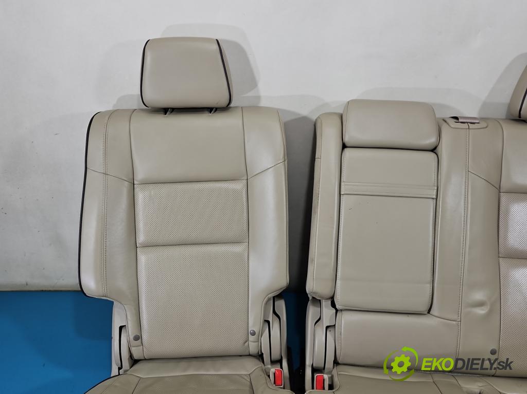 Jeep Grand Cherokee WK2 IV 2010-2021 3.0 CRD VM63D 250 hp automatic 184 kW 2987 cm3 5- sedačke: komplet