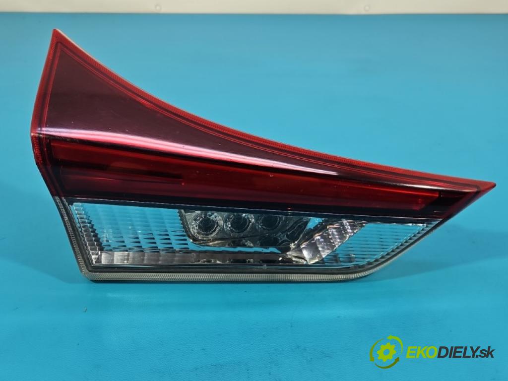 Toyota Auris II 2012-2018 1.6 16V 132 HP manual 97 kW 1598 cm3 5- svetlo / reflektor zadné ľavé kufrové dvere 02-344
