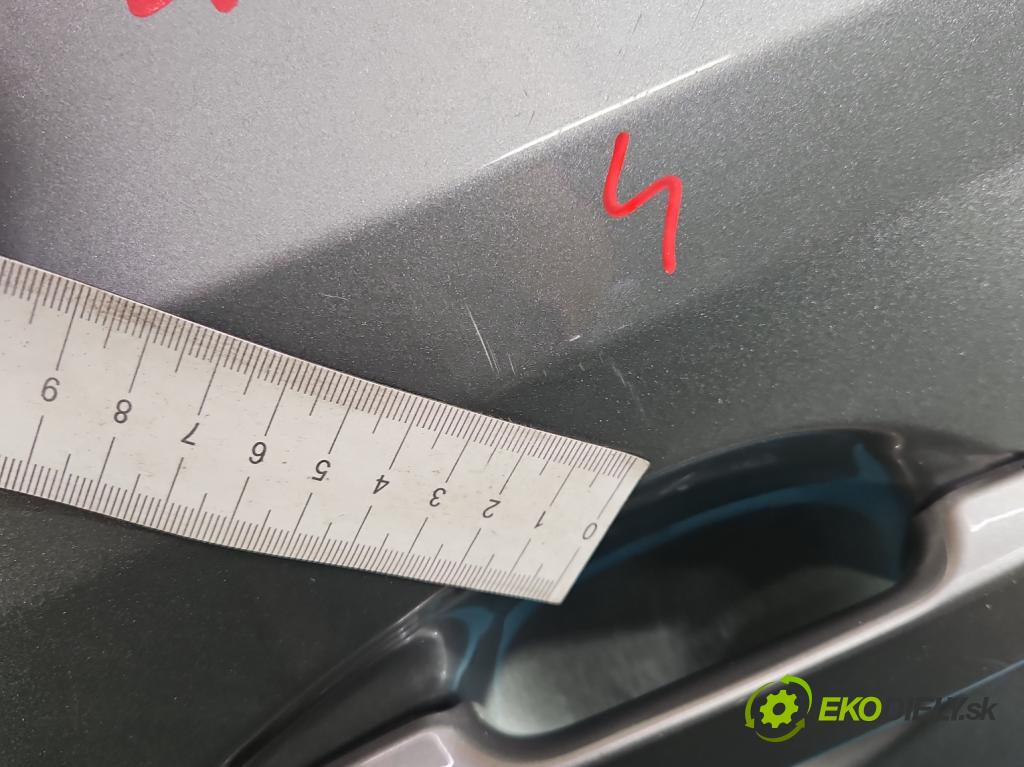 Toyota Auris II 2012-2018 1.6 16V 132  HP manual 97 kW 1598 cm3 5- dvere predné ľavé  (Kľučka dverí ostatné)