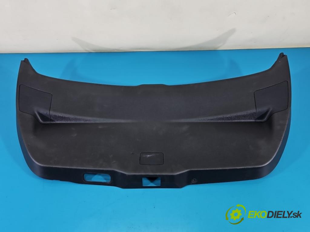 Toyota Auris II 2012-2018 1.6 16V 132  HP manual 97 kW 1598 cm3 5- Čalounictví: kufrové dvere 64780-02030