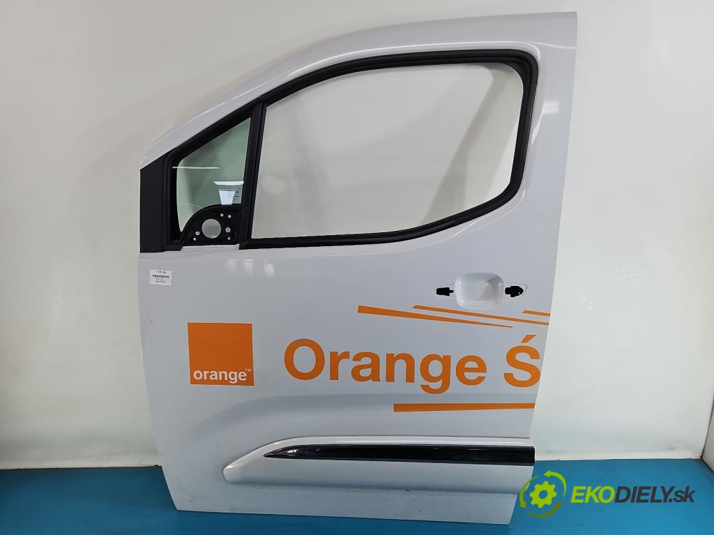 Toyota Proace City 1.2 12V 110 HP manual 81 kW 1199 cm3 5- dvere predné ľavé  (Kľučka dverí ostatné)