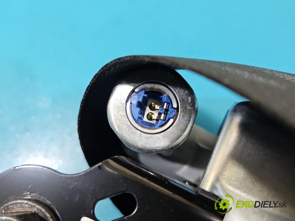 Dacia Spring 0.0 45KM automatic 33 kW  5- pas bezpečnosť: zadné ľavý 888416534R