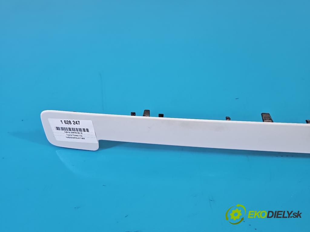 Toyota Proace City 1.2 12V 110 HP manual 81 kW 1199 cm3 5- kryt plast A298-6728